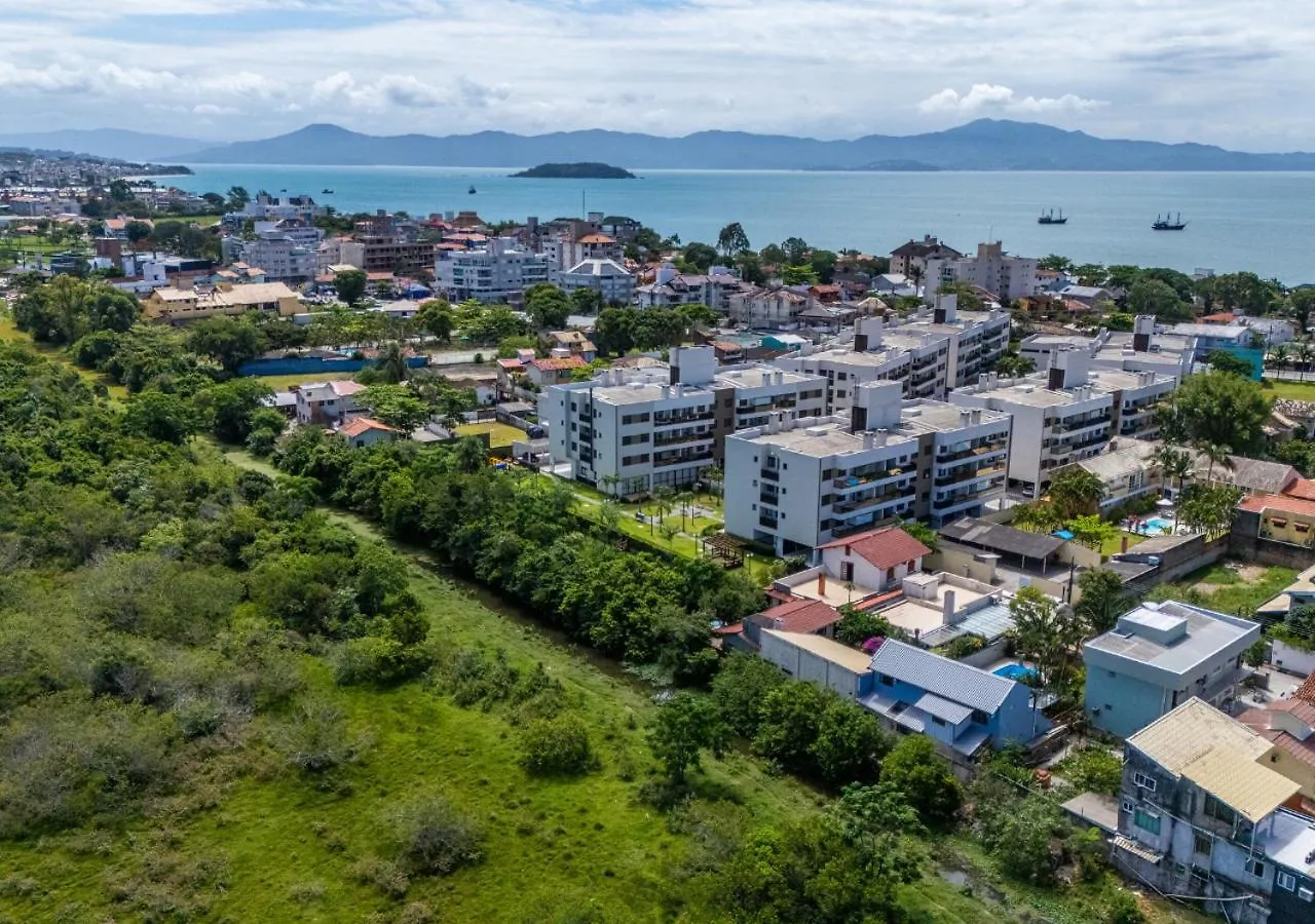 C109 Casa Grande Com Piscina Privada Para Ate 15 Pessoas Florianópolis 0*,  Brazílie
